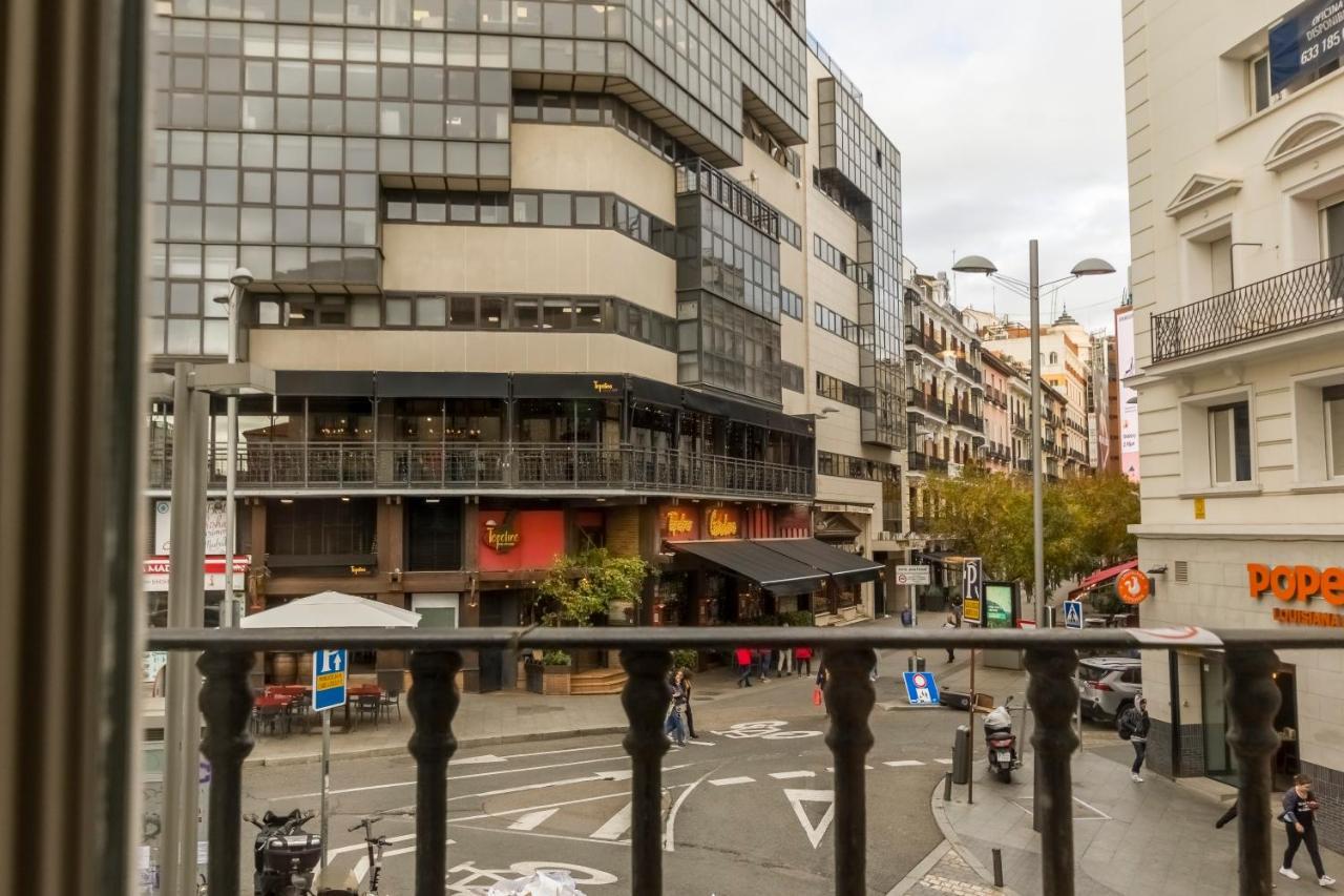 Santo - Coworking - Coliving - Madrid Vandrehjem Eksteriør billede